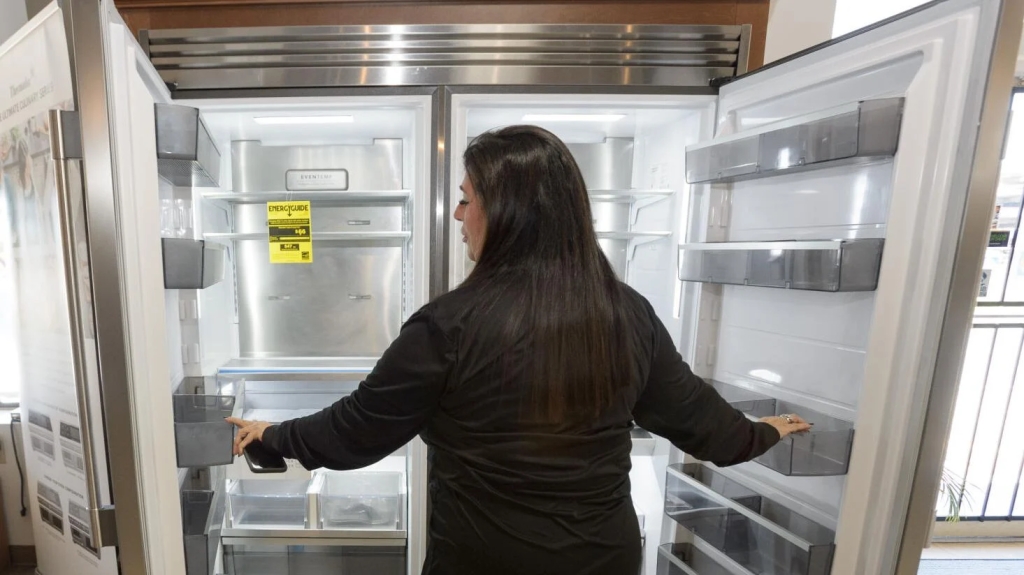 5 Easy Steps to Move Your Refrigerator Safely without Breaking the Bank