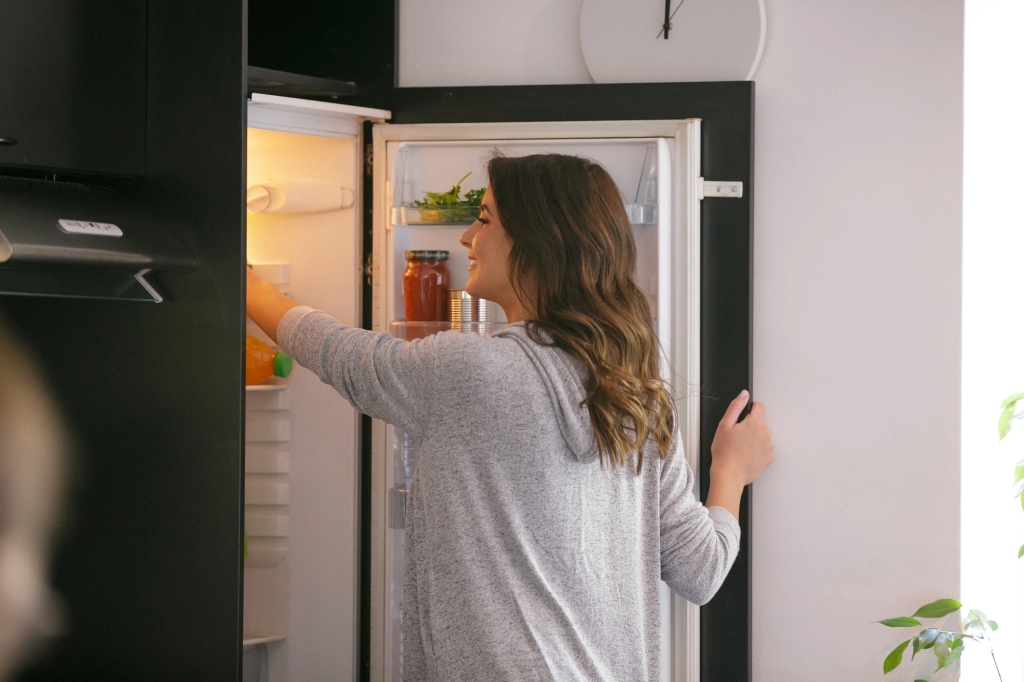 Cool and Collected: How to Organize Your Fridge for Maximum Efficiency